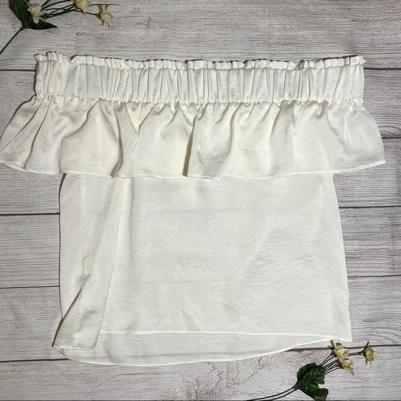 EXPRESS Off The Shoulder Smocked Ruffle Top in Ivory - Picture 6 of 14